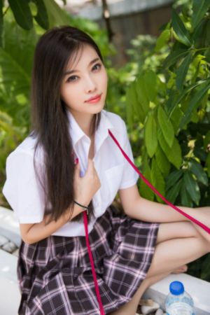 聂小雨黑色皮衣内容是什么_1080P完整视频观看